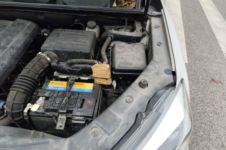 Used CHANGAN CS75 2019 280T DCT Million Edition China VI Standard Engine Bay Left