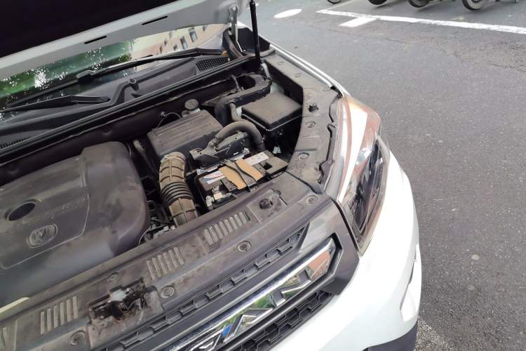 Used CHANGAN CS75 2019 280T Manual Million Edition China VI Engine Bay Left