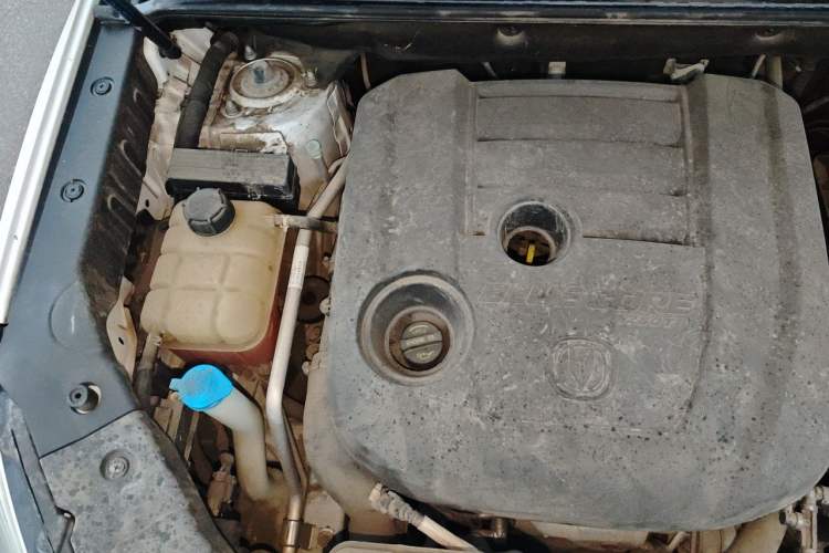 Used CHANGAN CS75 2019 280T Manual Million Edition China VI Engine Bay Right