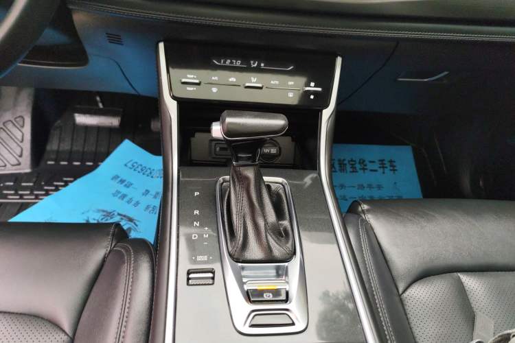 Used CHANGAN CS75 2019 280T DCT Million Edition China VI Standard Gear Lever