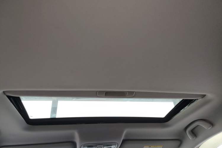 Used CHANGAN CS75 2019 280T DCT Million Edition China VI Standard Headliner