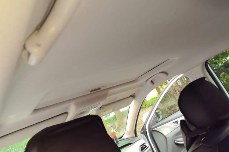Used CHANGAN CS75 2019 280T Manual Million Edition China VI Headliner