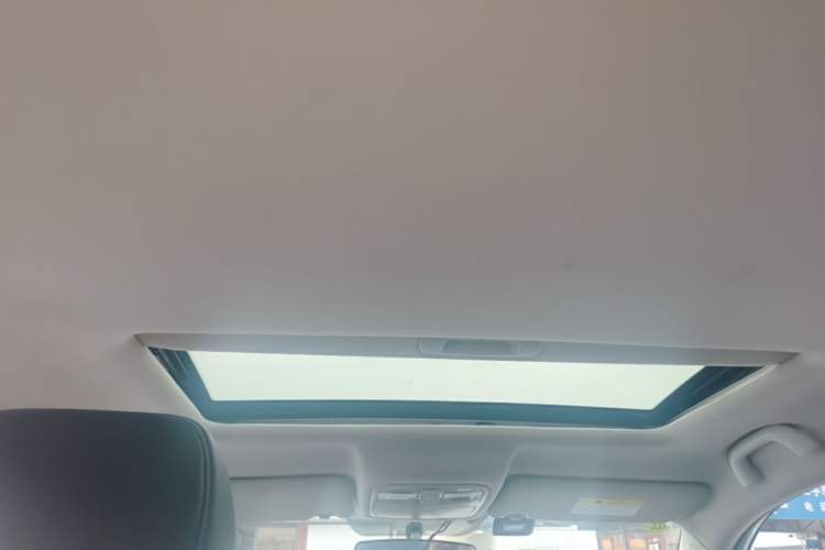Used CHANGAN CS75 2019 280T DCT Million Edition China VI Standard Headliner