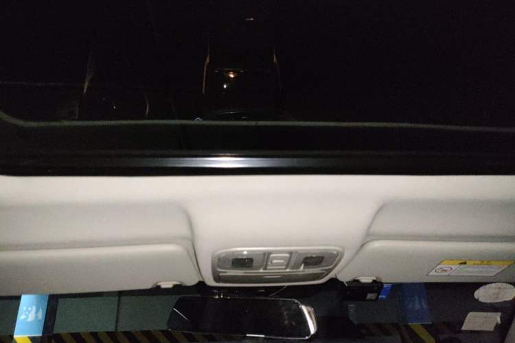 Used CHANGAN CS75 2019 280T DCT Million Edition China VI Standard Headliner