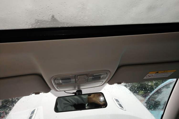 Used CHANGAN CS75 2019 280T DCT Million Edition China VI Standard Headliner