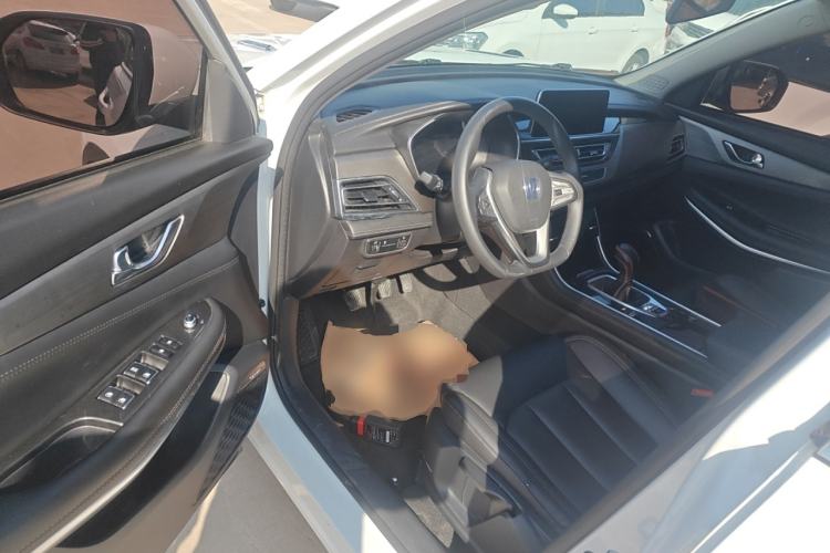 Used CHANGAN CS75 2019 280T Manual Million Edition China VI Interior 3