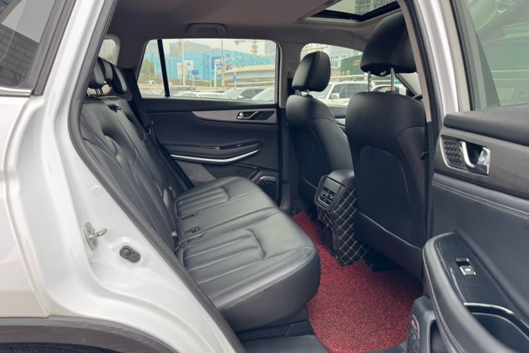 Used CHANGAN CS75 2019 280T DCT Million Edition China VI Standard Interior 4