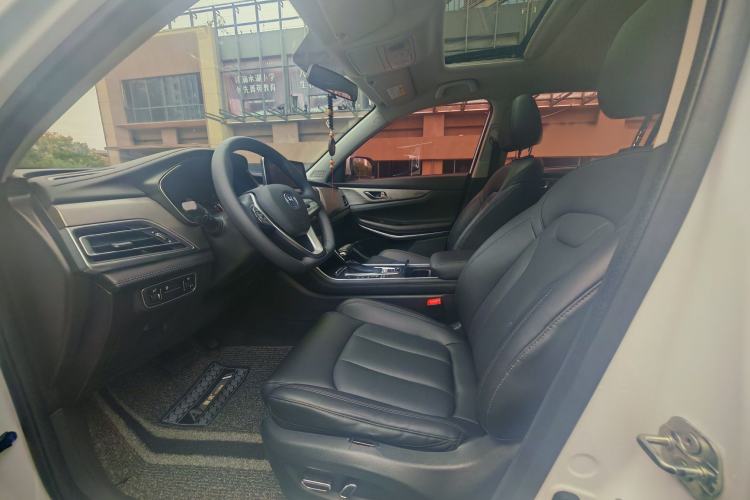 Used CHANGAN CS75 2019 280T DCT Million Edition China VI Standard Interior 5