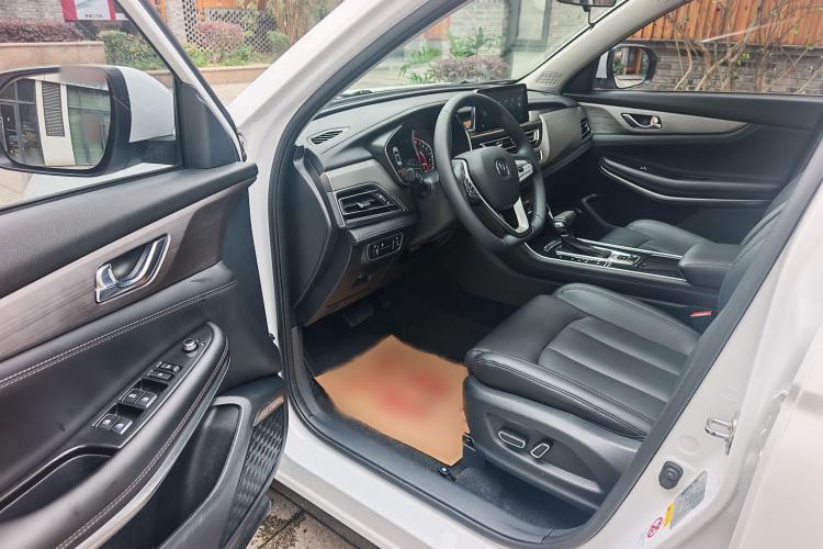 Used CHANGAN CS75 2019 280T DCT Million Edition China VI Standard Interior 7