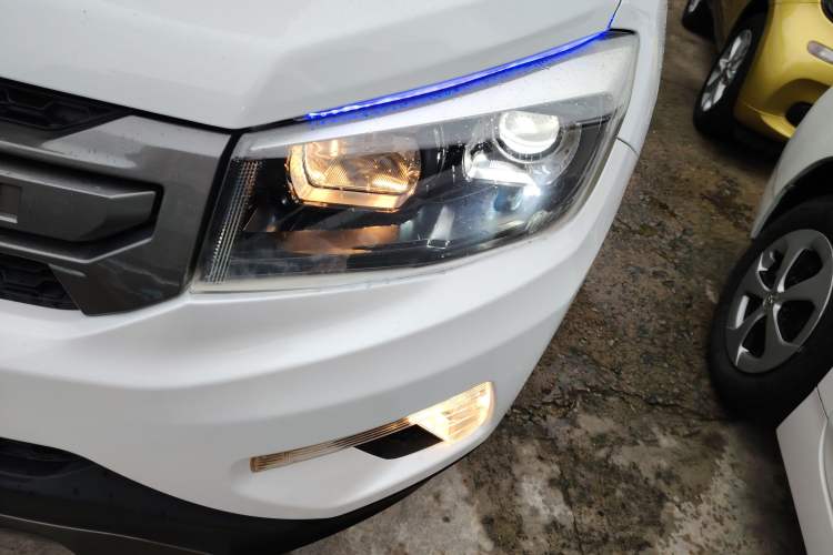 Used CHANGAN CS75 2019 280T DCT Million Edition China VI Standard Left Front Headlight