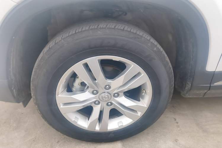 Used CHANGAN CS75 2019 280T DCT Million Edition China VI Standard Left Front Wheel Hub