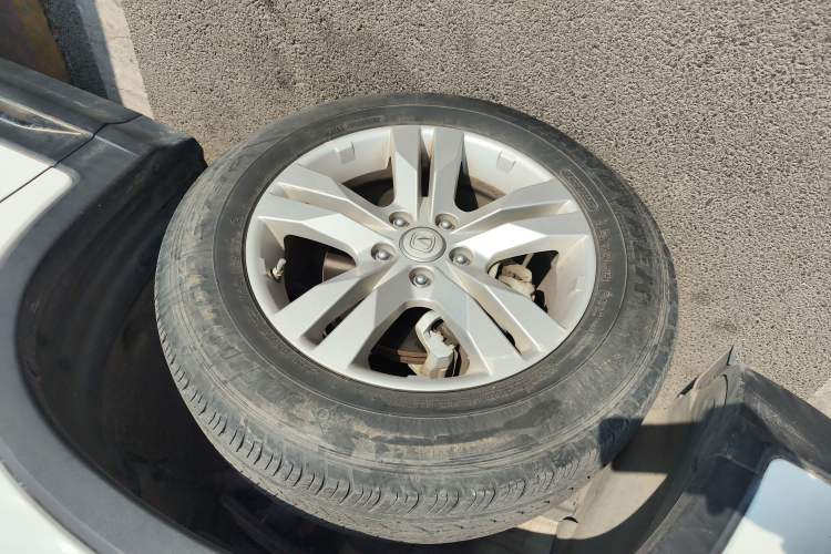 Used CHANGAN CS75 2019 280T DCT Million Edition China VI Standard Left Front Wheel Hub