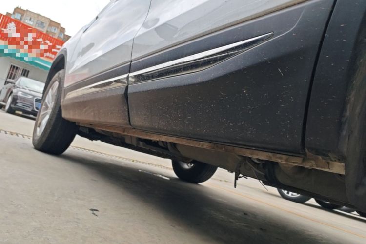 Used CHANGAN CS75 2019 280T DCT Million Edition China VI Standard Left Side Sill