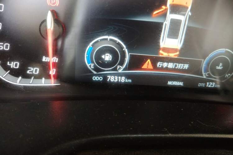 Used CHANGAN CS75 2019 280T Manual Million Edition China VI Odometer Close Up