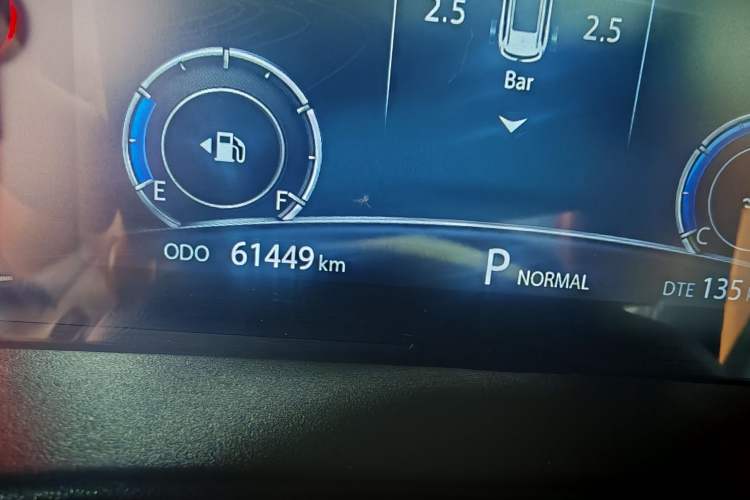 Used CHANGAN CS75 2019 280T DCT Million Edition China VI Standard Odometer Close Up