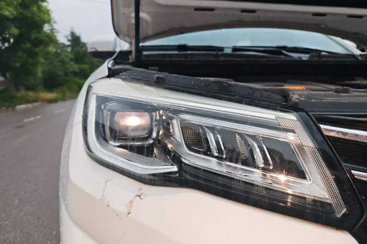 Used CHANGAN CS75 2019 280T Manual Million Edition China VI Right Front Headlight