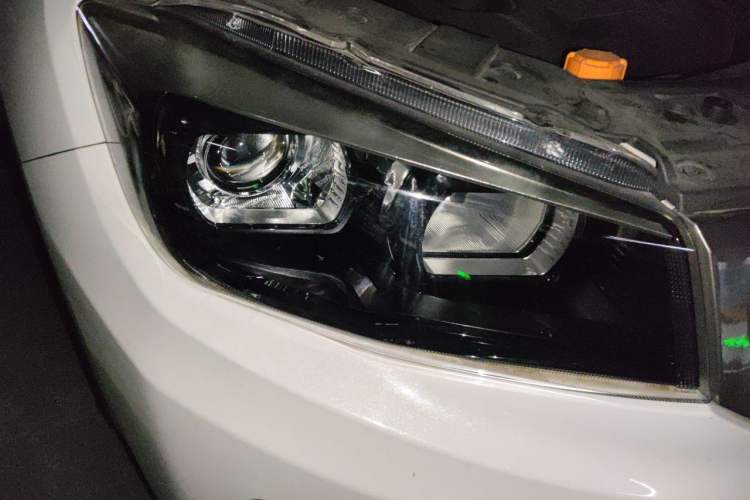 Used CHANGAN CS75 2019 280T DCT Million Edition China VI Standard Right Front Headlight