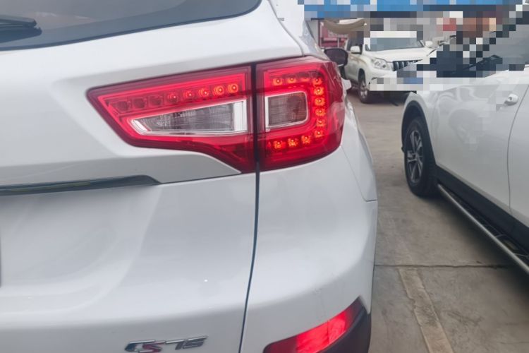 Used CHANGAN CS75 2019 280T DCT Million Edition China VI Standard Right Rear Taillight