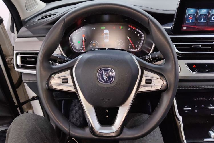Used CHANGAN CS75 2019 280T DCT Million Edition China VI Standard Steering Wheel