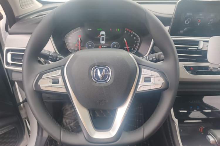 Used CHANGAN CS75 2019 280T DCT Million Edition China VI Standard Steering Wheel