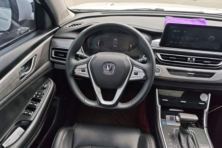 Used CHANGAN CS75 2019 280T DCT Million Edition China VI Standard Steering Wheel