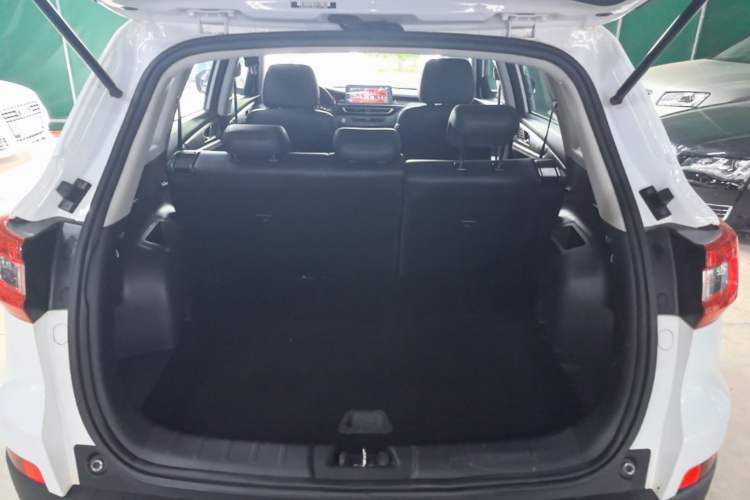 Used CHANGAN CS75 2019 280T Manual Million Edition China VI Trunk