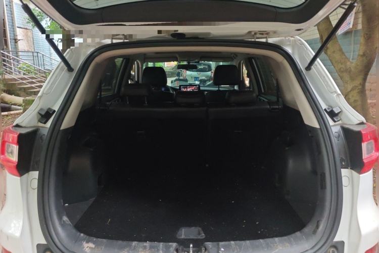 Used CHANGAN CS75 2019 280T Manual Million Edition China VI Trunk
