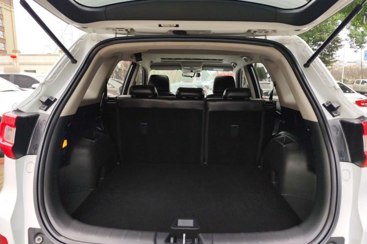 Used CHANGAN CS75 2019 280T DCT Million Edition China VI Standard Trunk