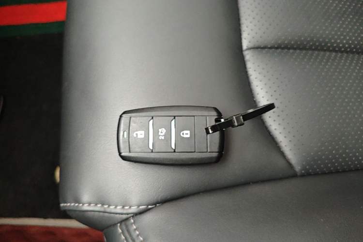 Used CHANGAN CS75 2019 280T DCT Million Edition China VI Standard Vehicle Key
