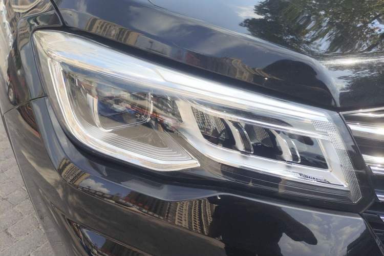 Used CHANGAN CS75 2020 280T DCT Luxury Model China VI Standard Right Front Headlight