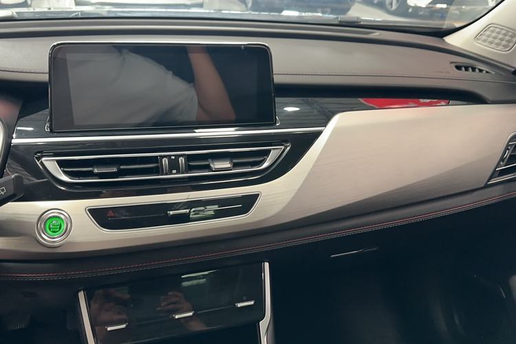 Used CHANGAN CS75 2020 280T DCT Luxury Version China VI Standard Audio And AC Panel
