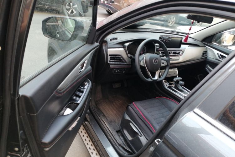 Used CHANGAN CS75 2020 280T DCT Luxury Model China VI Standard Driver Seat