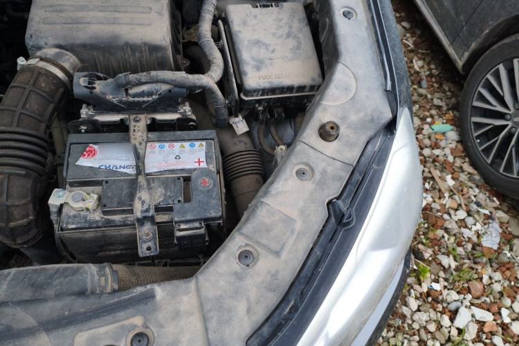 Used CHANGAN CS75 2020 280T DCT Luxury Model China VI Standard Engine Bay Left