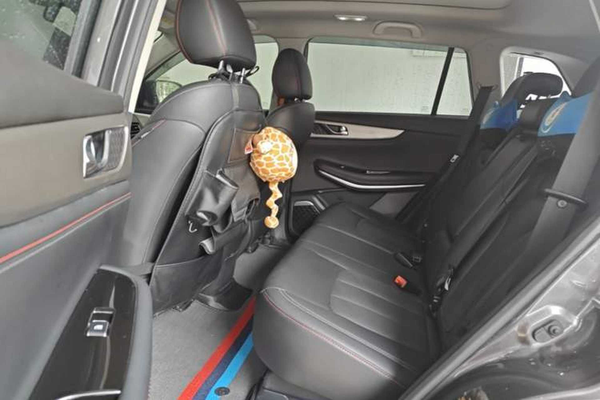Used CHANGAN CS75 2020 280T Automatic Smart Edition China VI Left Rear Seat