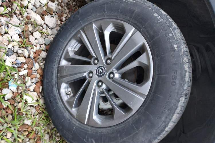 Used CHANGAN CS75 2020 280T DCT Luxury Model China VI Standard Right Front Wheel Hub