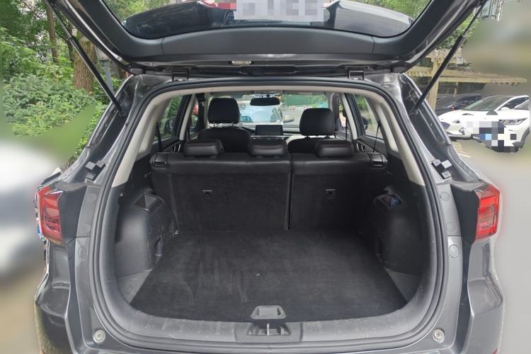 Used CHANGAN CS75 2020 280T DCT Luxury Model China VI Standard Trunk
