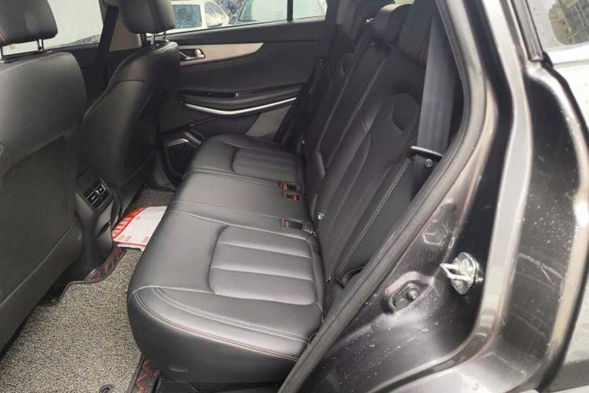 Used CHANGAN CS75 2020 280T DCT Luxury Model China VI Standard Interior 4