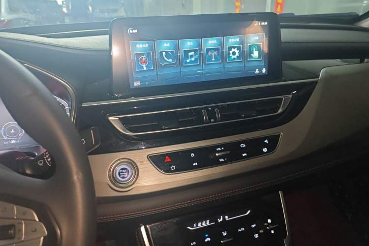 Used CHANGAN CS75 2020 280T DCT Luxury Version China VI Standard Audio And AC Panel