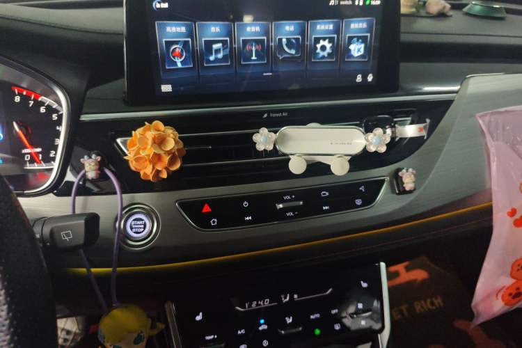 Used CHANGAN CS75 2020 280T Automatic Ya Zhi Model China VI Standard Audio And AC Panel
