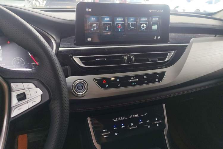 Used CHANGAN CS75 2020 280T Automatic Smart Edition China VI Audio And AC Panel