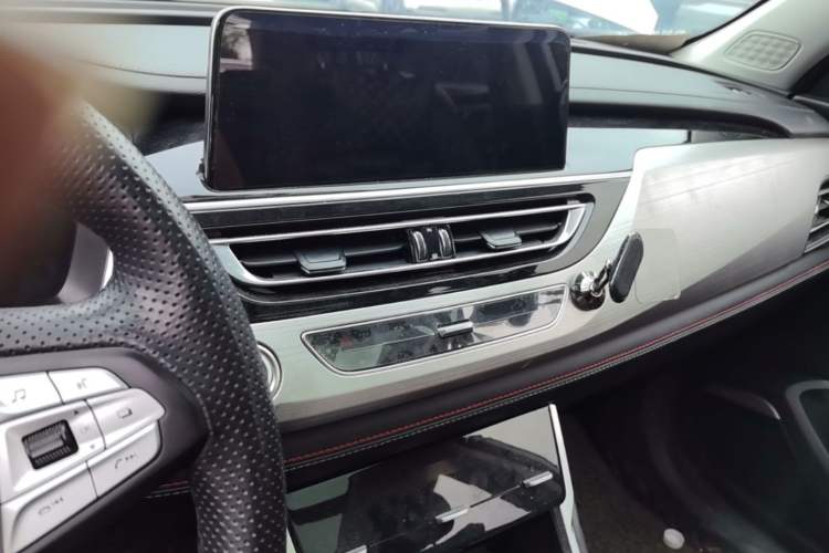 Used CHANGAN CS75 2020 280T Manual Elite Version China VI Audio And AC Panel