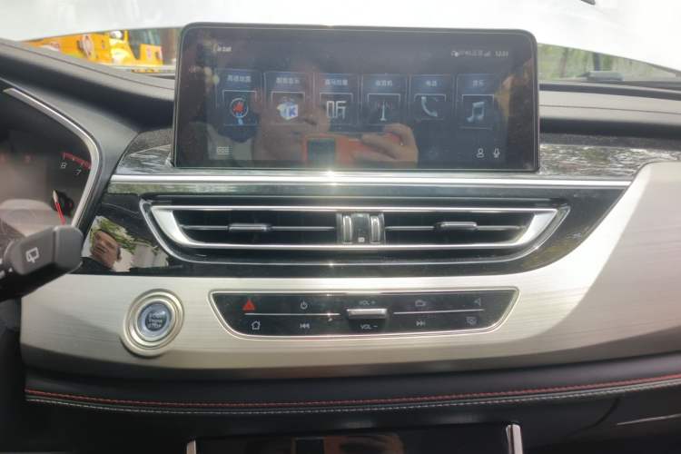 Used CHANGAN CS75 2020 280T Automatic Smart Edition China VI Audio And AC Panel