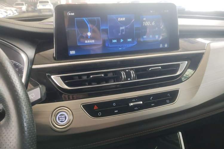 Used CHANGAN CS75 2020 280T Manual Smart Edition China VI Standard Audio And AC Panel
