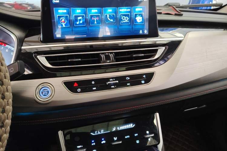 Used CHANGAN CS75 2020 280T Automatic Smart Edition China VI Audio And AC Panel