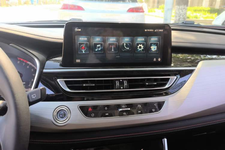 Used CHANGAN CS75 2020 280T DCT Luxury Version China VI Standard Audio And AC Panel