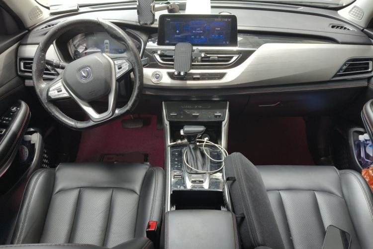 Used CHANGAN CS75 2020 280T Automatic Smart Edition China VI Center Console