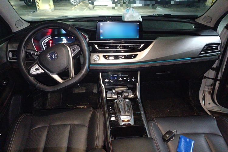 Used CHANGAN CS75 2020 280T Automatic Smart Edition China VI Center Console