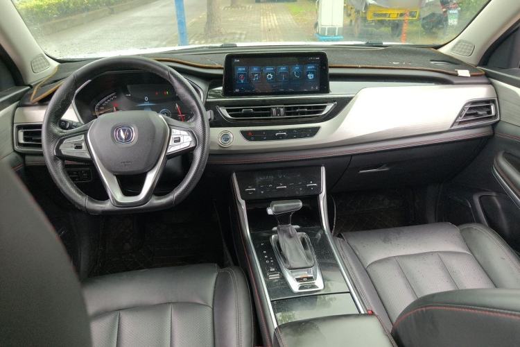 Used CHANGAN CS75 2020 280T Automatic Smart Edition China VI Center Console