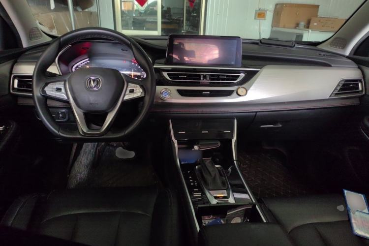 Used CHANGAN CS75 2020 280T DCT Luxury Version China VI Standard Center Console