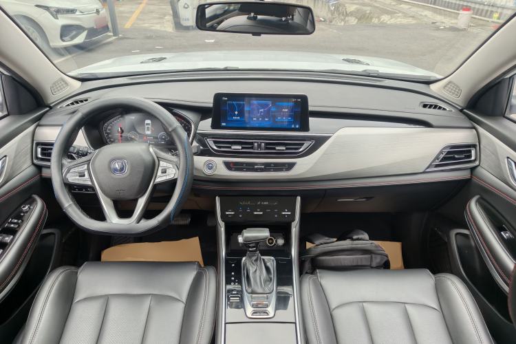 Used CHANGAN CS75 2020 280T Automatic Smart Edition China VI Center Console